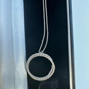 David Yurman Crossover pendant necklace
